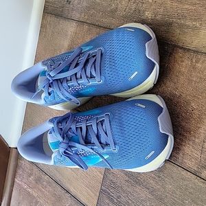 Brooks Ghost 14